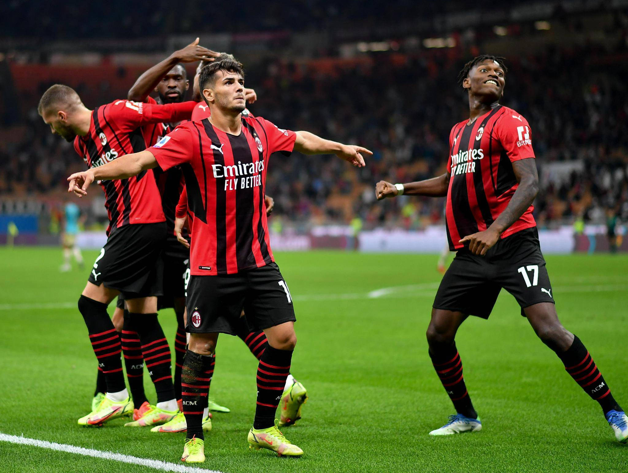 的表现令人 的表现令人