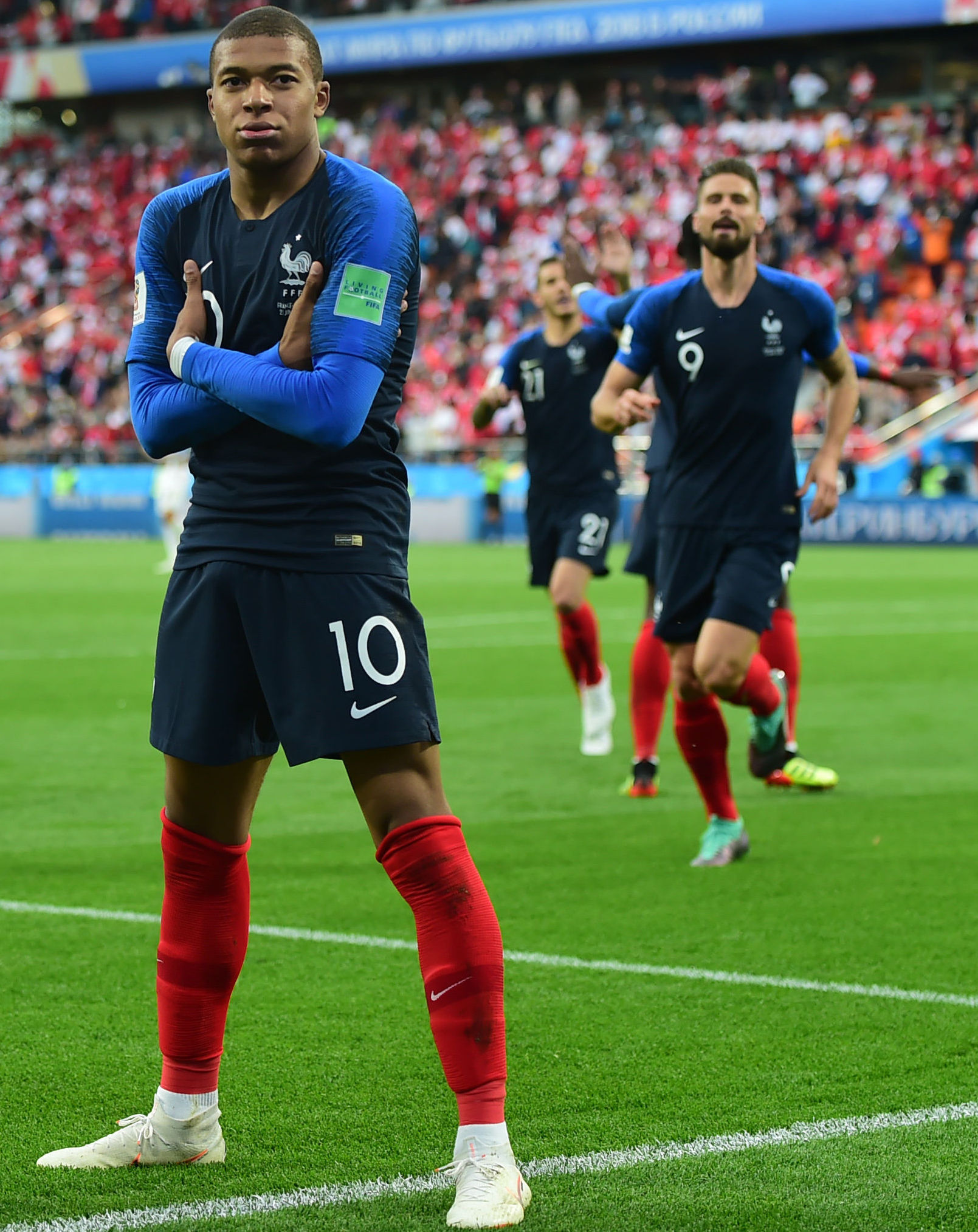 卻因為感情 卻因為感情