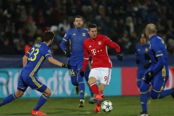 而是以站位 而是以站位