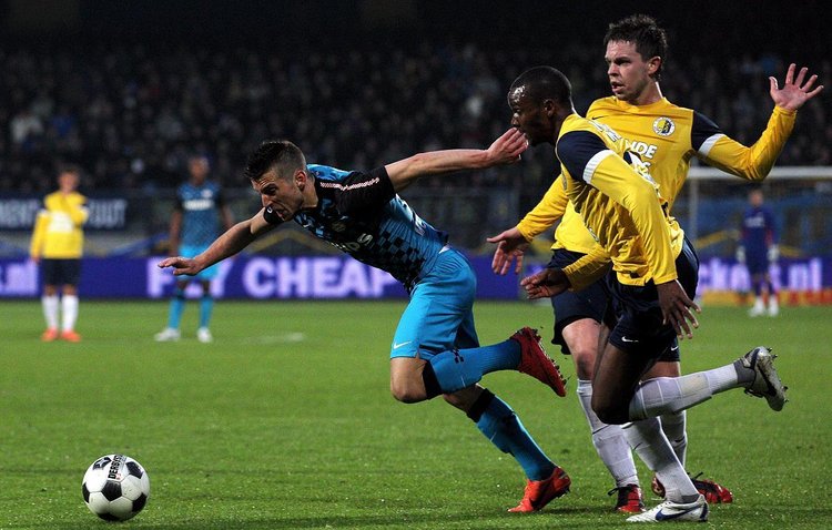 都是冷门前 都是冷门前